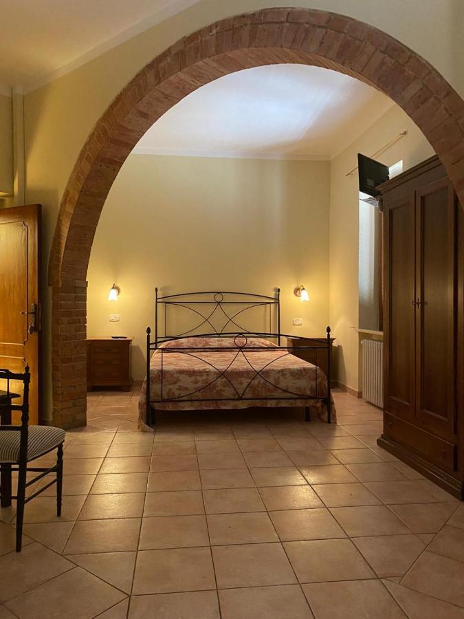 Affittacamere La Torre Di Montalcino Eksteriør billede