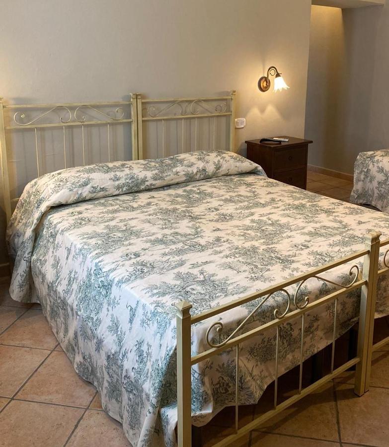 Affittacamere La Torre Di Montalcino Eksteriør billede